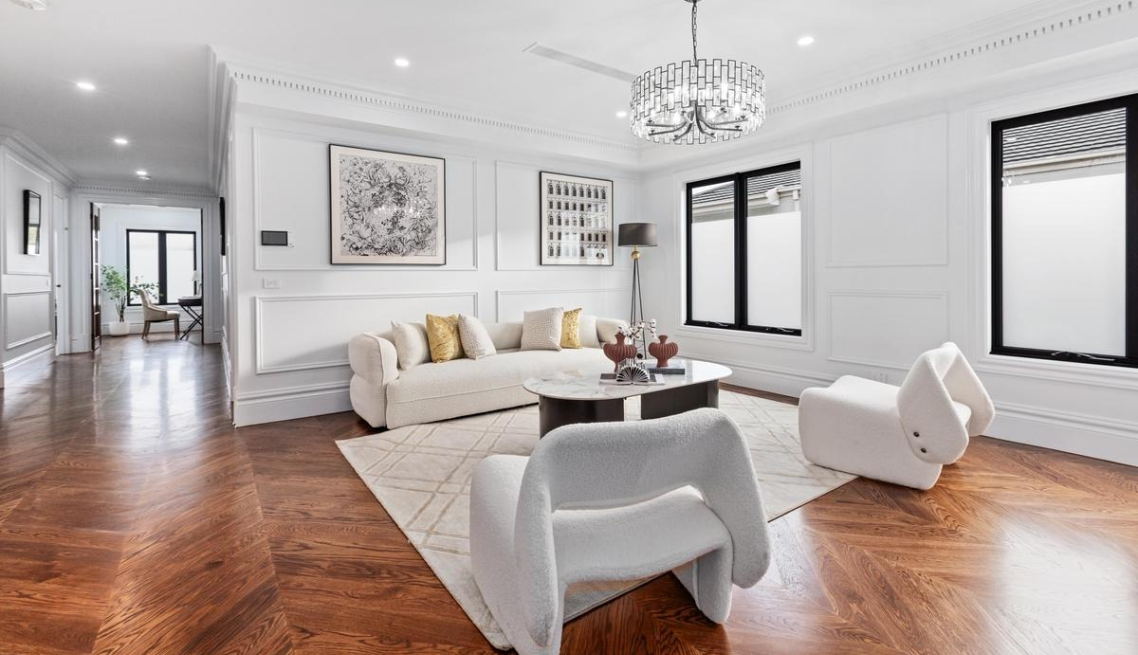 French Provincial Homes (1)